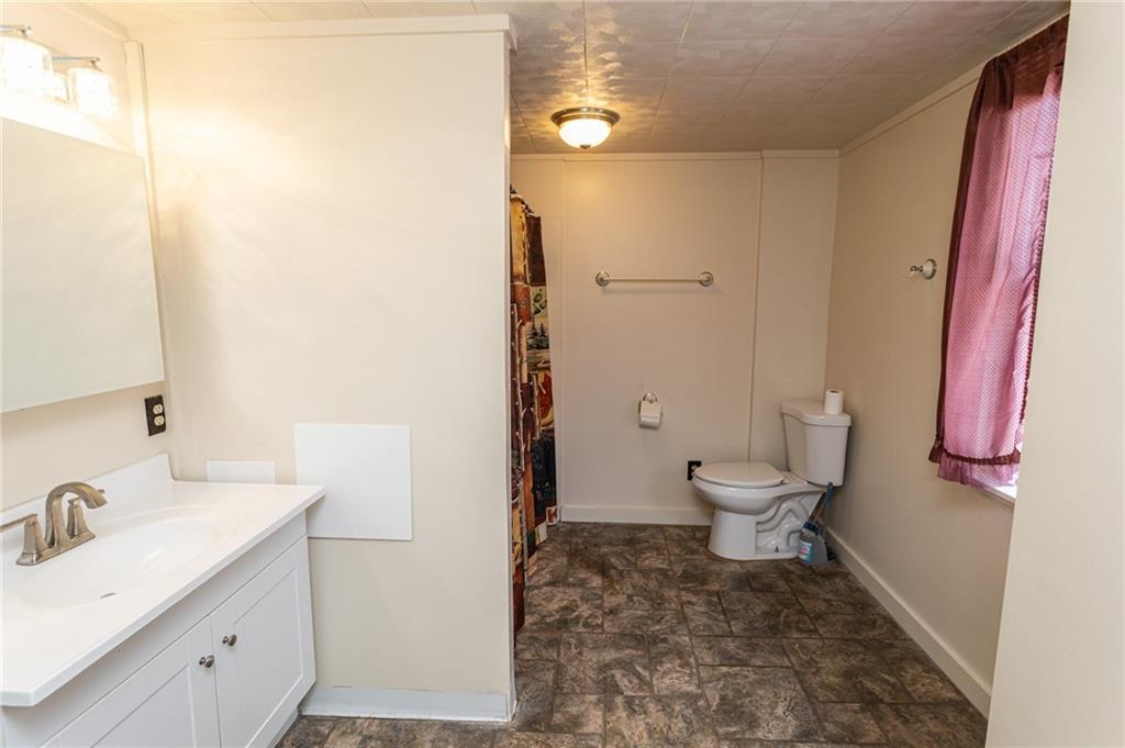 348 North Gallatin Avenue Uniontown, PA 15401 - Photo 23 of 28