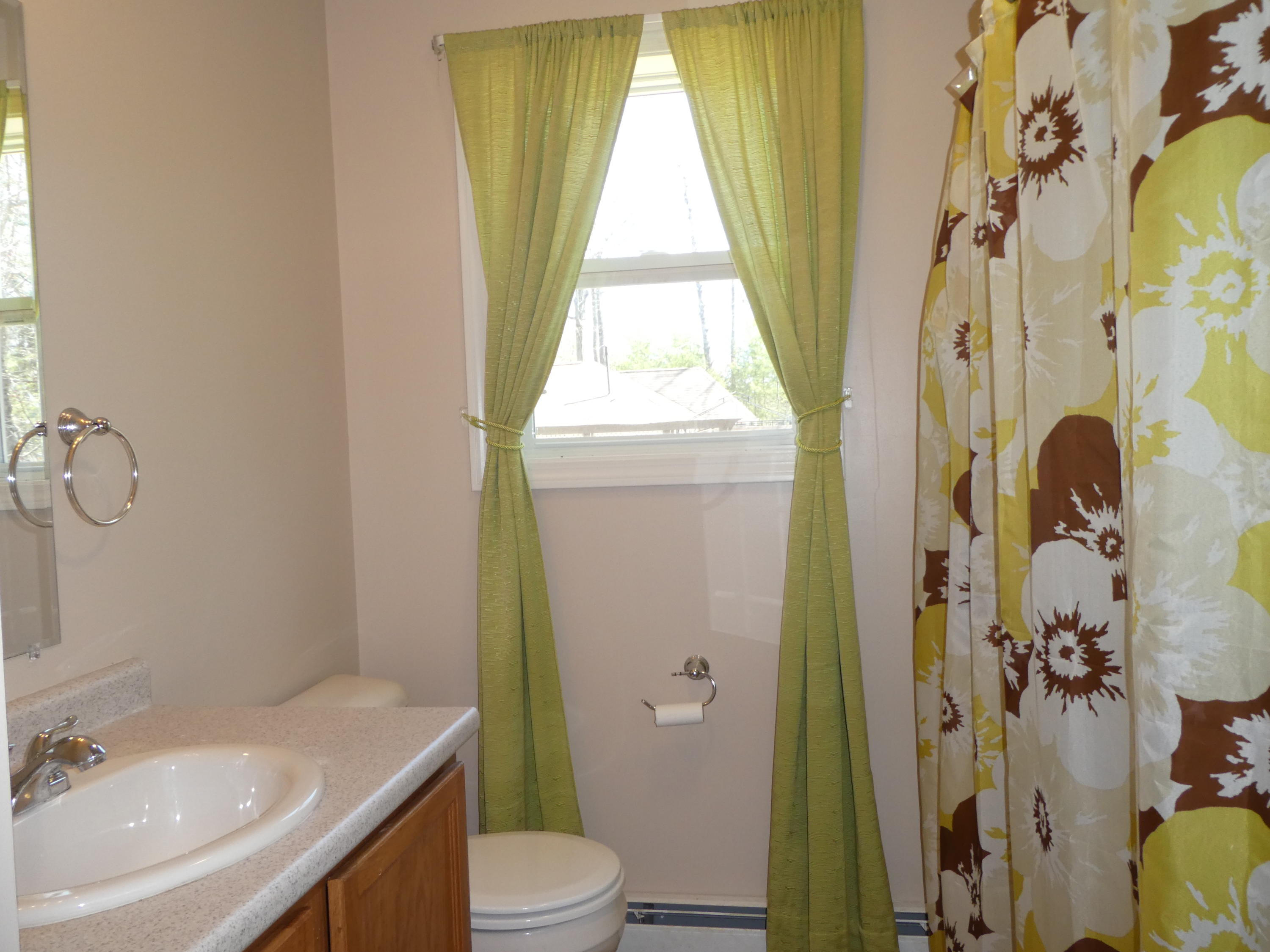 1 Sarah Lane Standish, ME 04084 - Photo 16 of 32 1st floor full bath