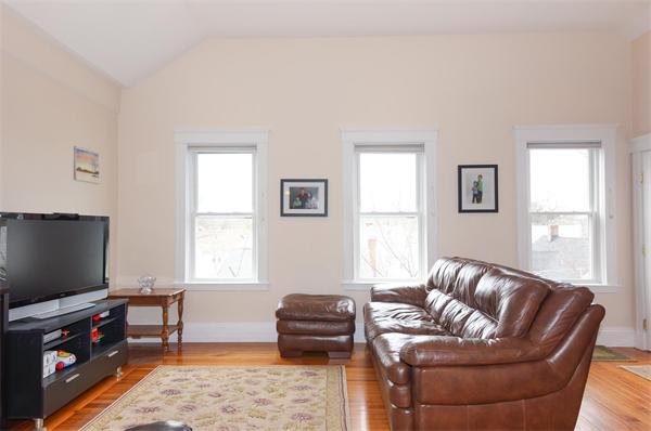 64 Creeley Road, Unit 3 Belmont, MA 02478 - Photo 6 of 20 Gallery Image 6