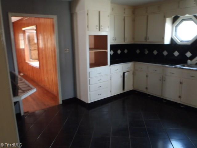 1230 Motor Road Winston-Salem, NC 27105 - Photo 12 of 30 Gallery Image 12