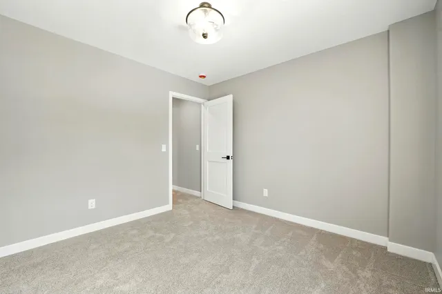 $389,900 | 1216 Switchfoot Drive, Huntertown, IN 46748