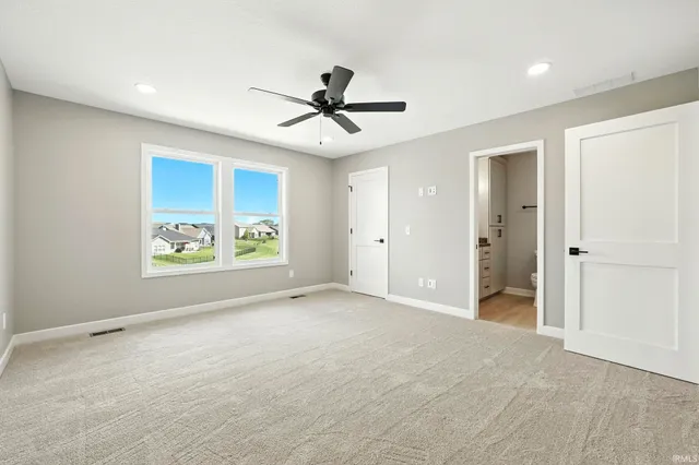 $389,900 | 1216 Switchfoot Drive, Huntertown, IN 46748