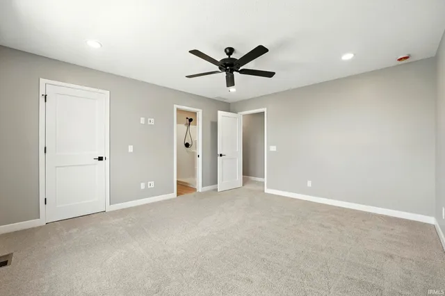 $389,900 | 1216 Switchfoot Drive, Huntertown, IN 46748