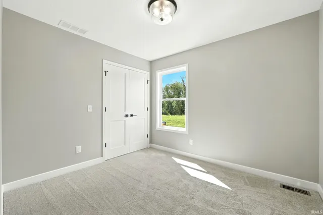 $389,900 | 1216 Switchfoot Drive, Huntertown, IN 46748