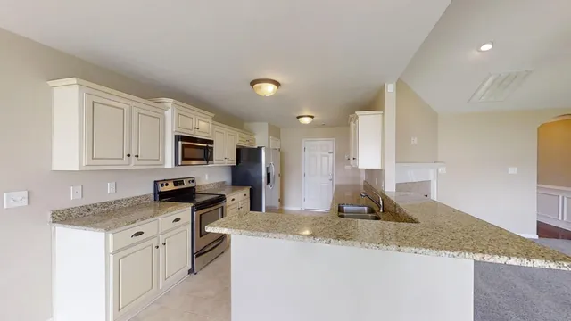 $2,000 | 253 High Meadows Circle, Grovetown, GA 30813