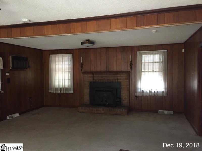 315 Thompson Road Taylors, SC 29687 - Photo 2 of 3