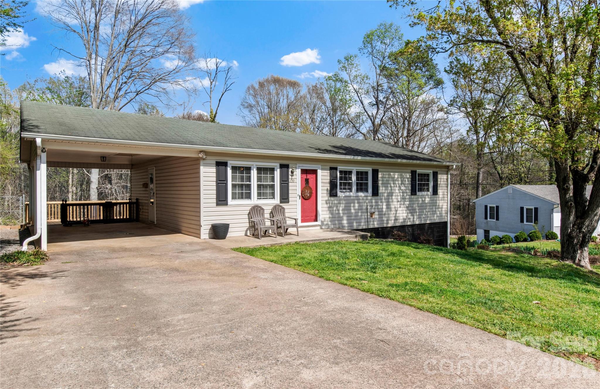 239 Harris Avenue Elkin, NC 28621 - Photo 1 of 26