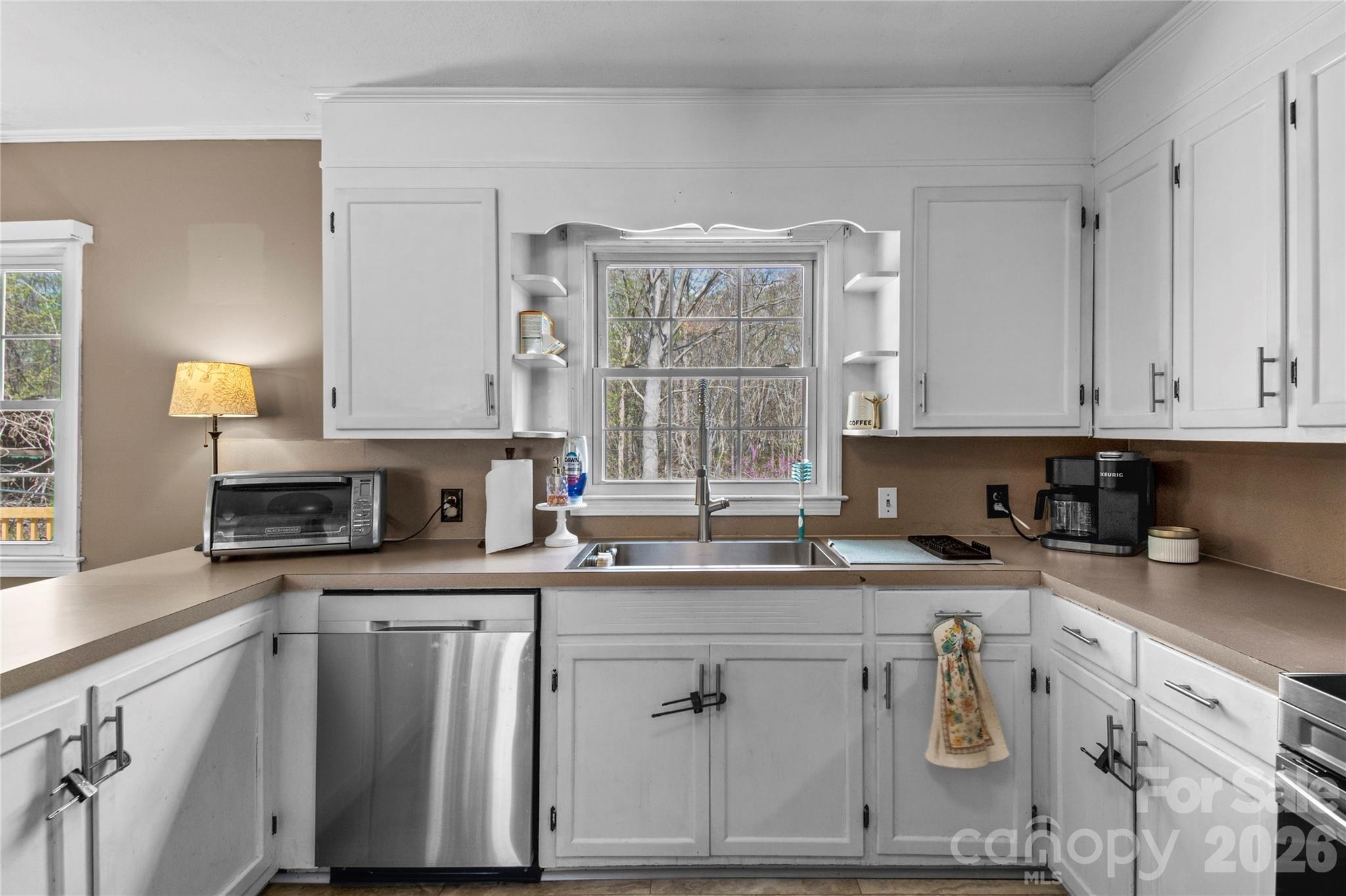 239 Harris Avenue Elkin, NC 28621 - Photo 11 of 26