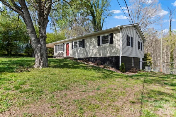 $199,000 | 239 Harris Avenue, Elkin, NC 28621