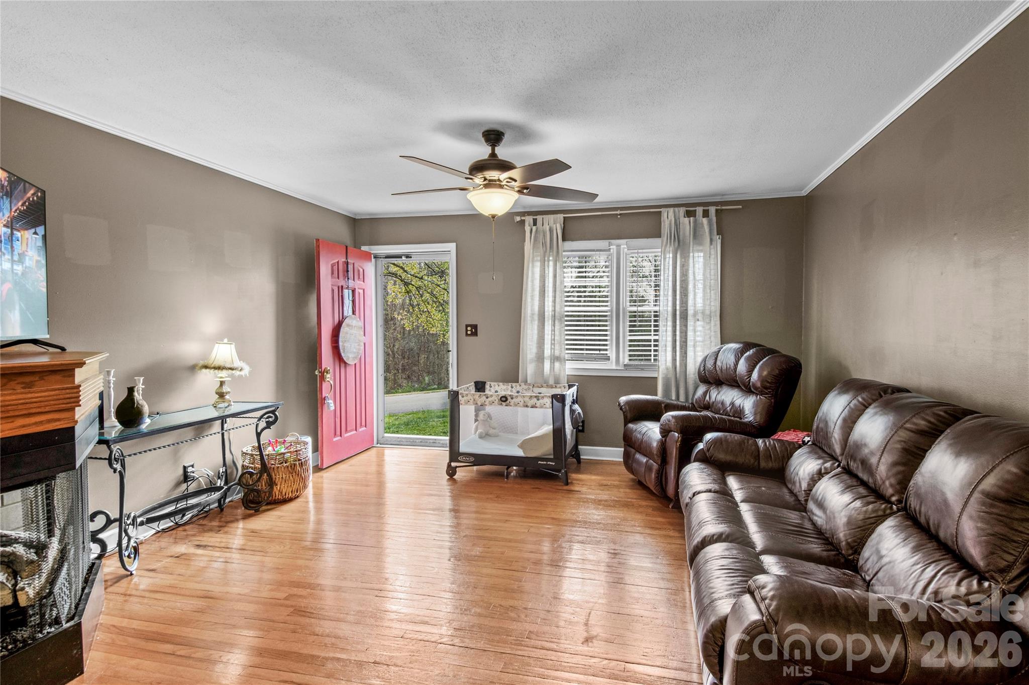 239 Harris Avenue Elkin, NC 28621 - Photo 7 of 26