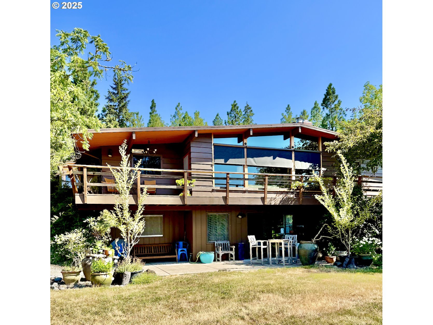 a view of a cafe with sitting area
