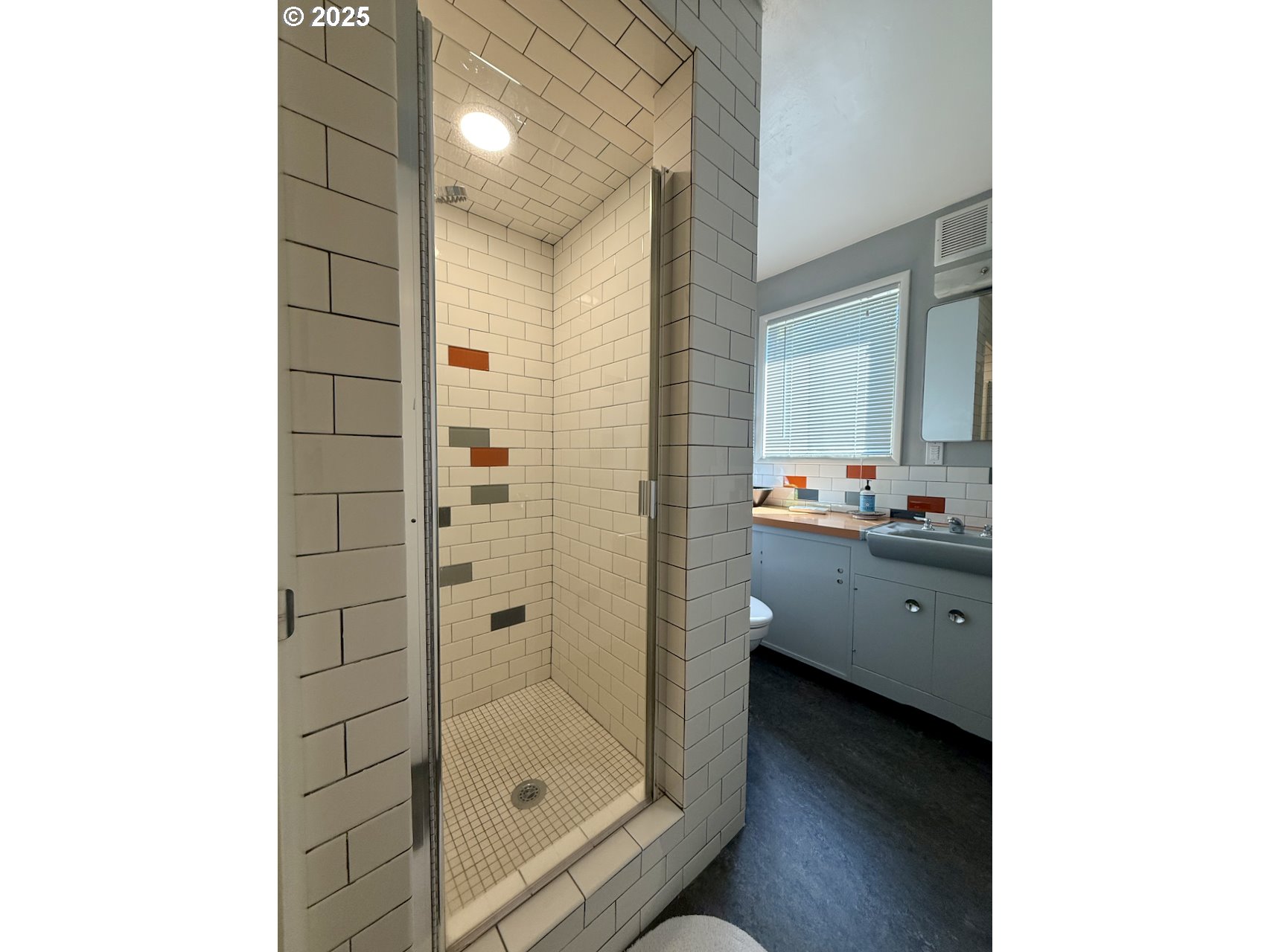 2203 Lorane Highway Eugene, OR 97405 - Photo 28 of 46 a bathroom with a bathtub and a shower