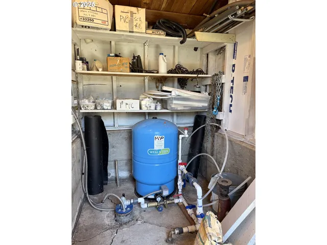 $935,000 | 2203 Lorane Highway, Eugene, OR 97405