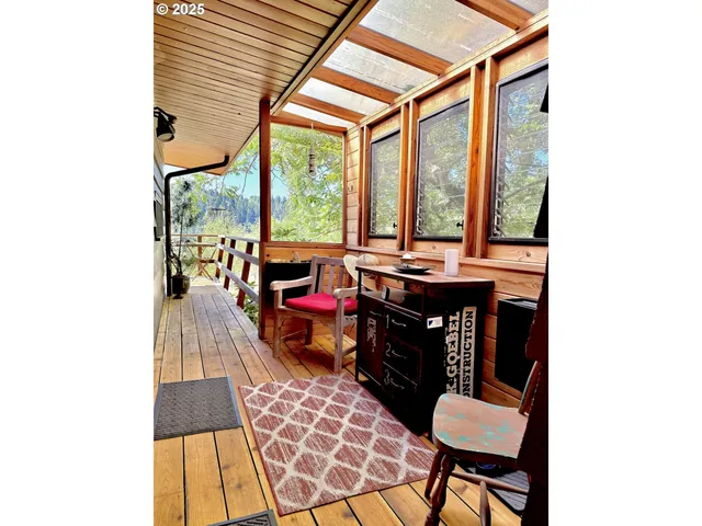 $935,000 | 2203 Lorane Highway, Eugene, OR 97405