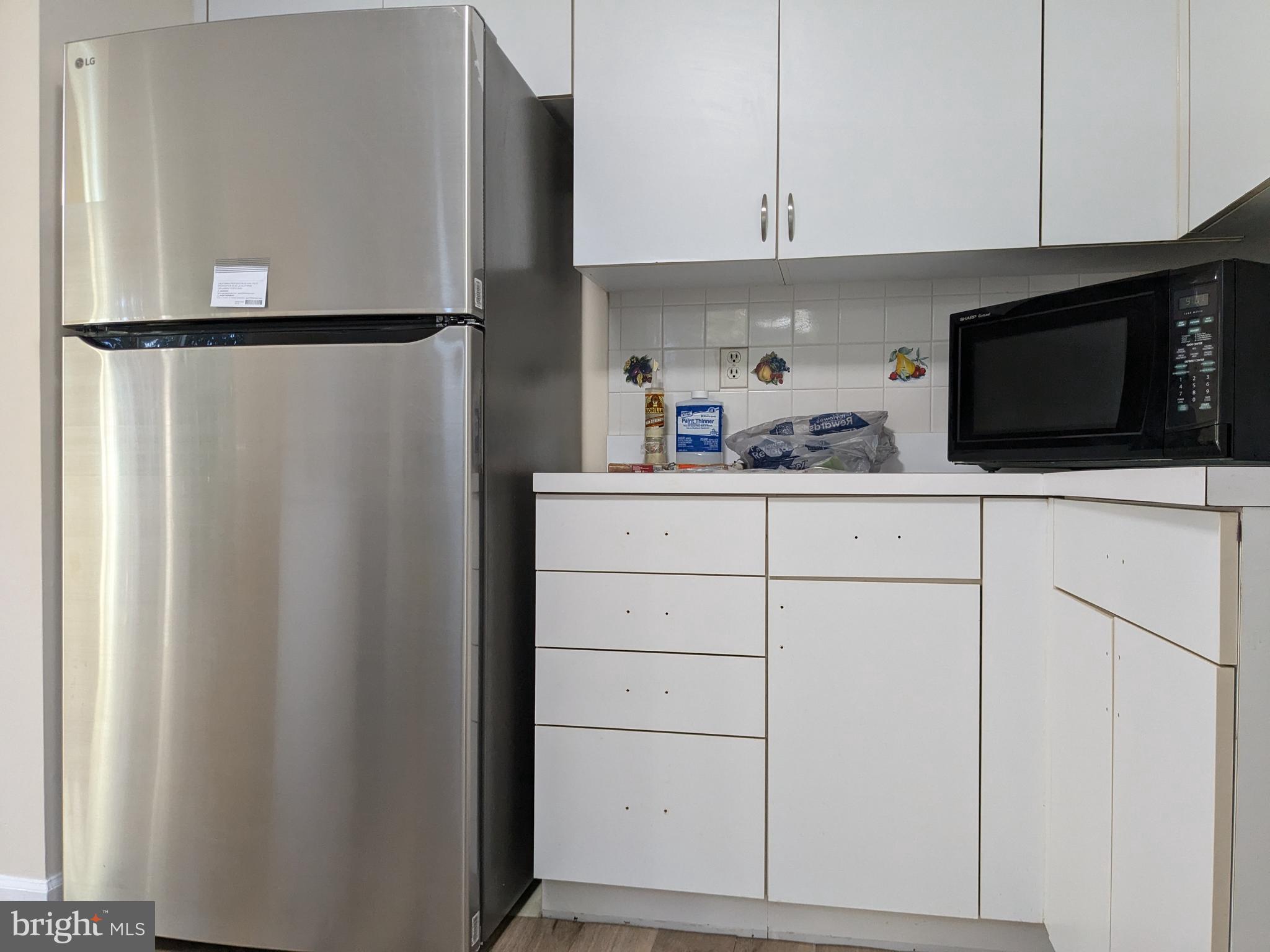 6166 Good Hunters Ride Columbia, MD 21045 - Photo 18 of 60 New Stainless Steel Fridge