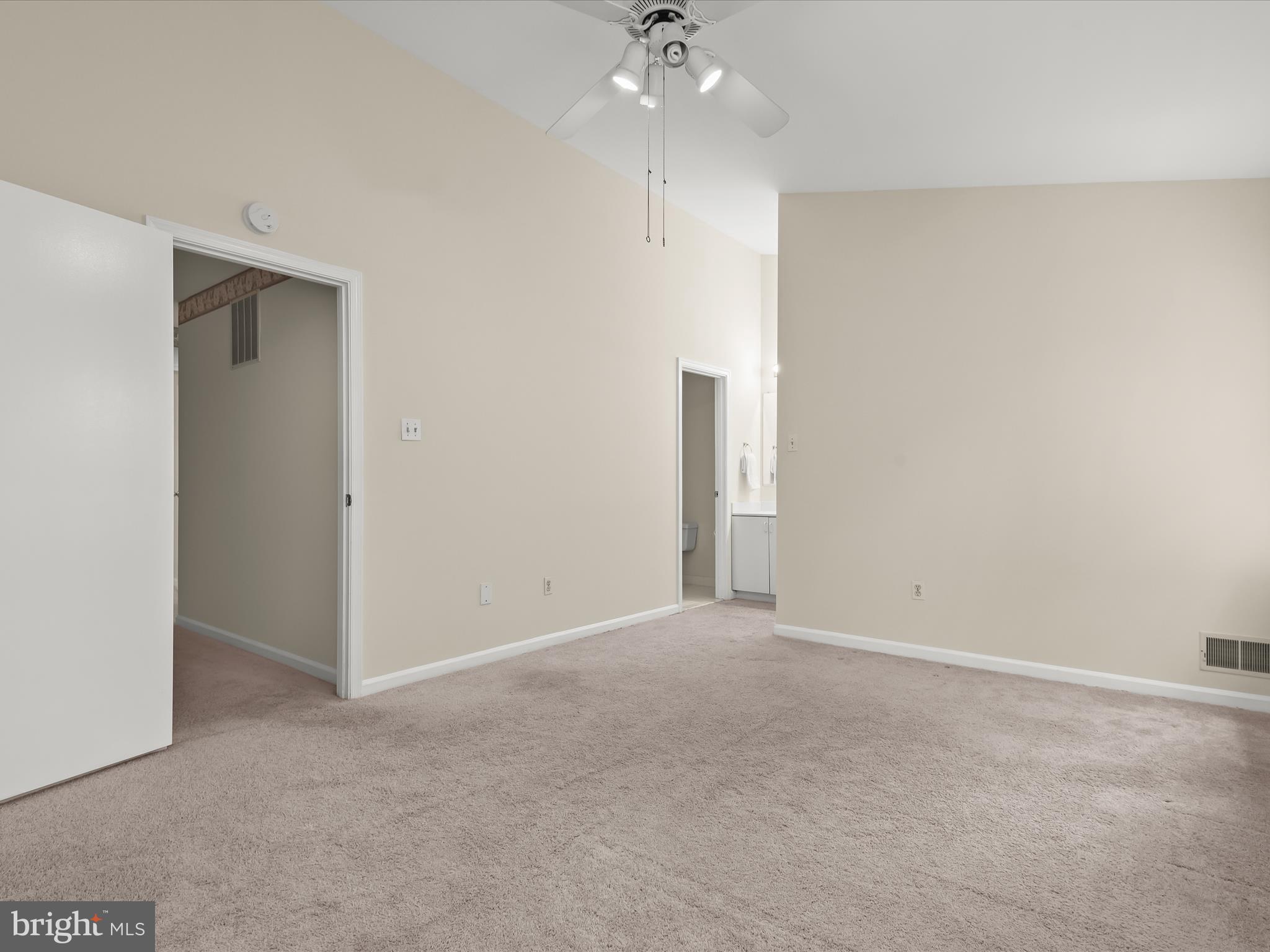 6166 Good Hunters Ride Columbia, MD 21045 - Photo 26 of 60 Primary Bedroom Suite