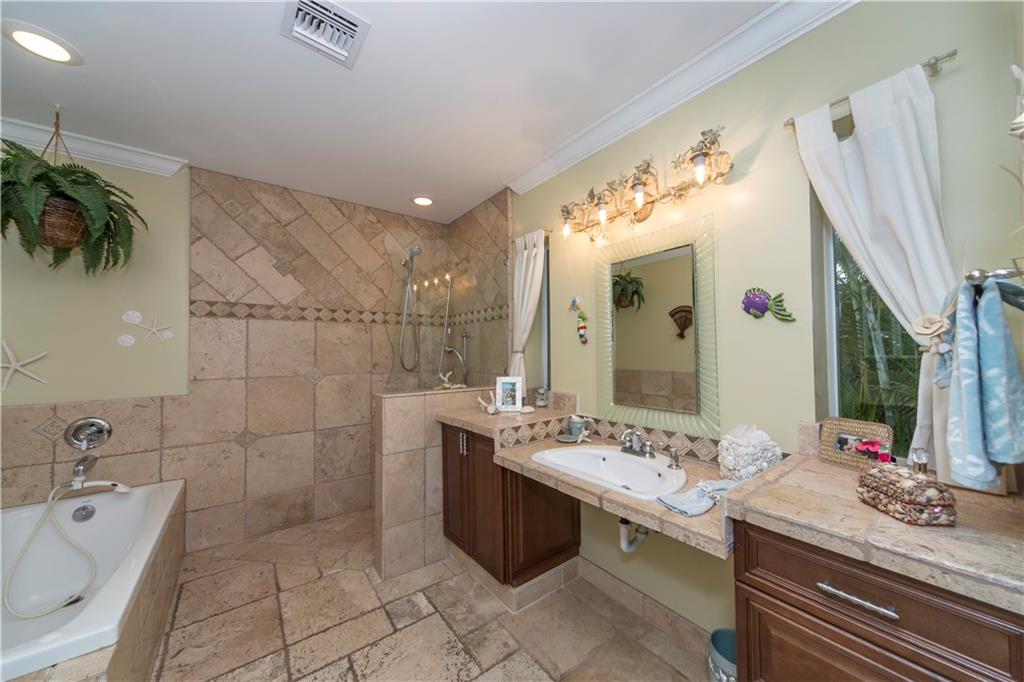 1220 Southwest Dyer Point Road Palm City, FL 34990 - Photo 26 of 32 Gallery Image 26