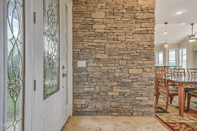 $749,900 | 260 Dominique Lane, Greeneville, TN 37743