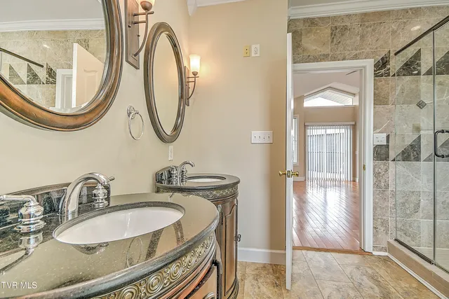 $749,900 | 260 Dominique Lane, Greeneville, TN 37743