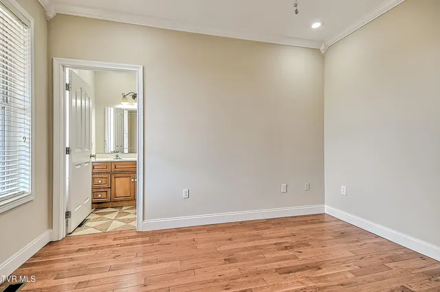 $749,900 | 260 Dominique Lane, Greeneville, TN 37743