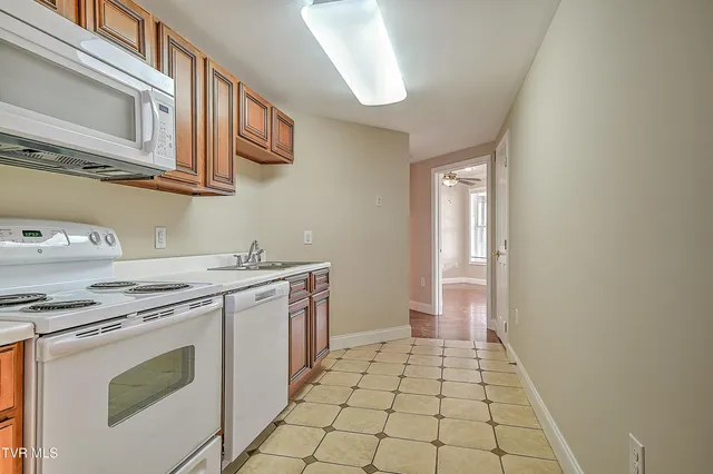 $749,900 | 260 Dominique Lane, Greeneville, TN 37743