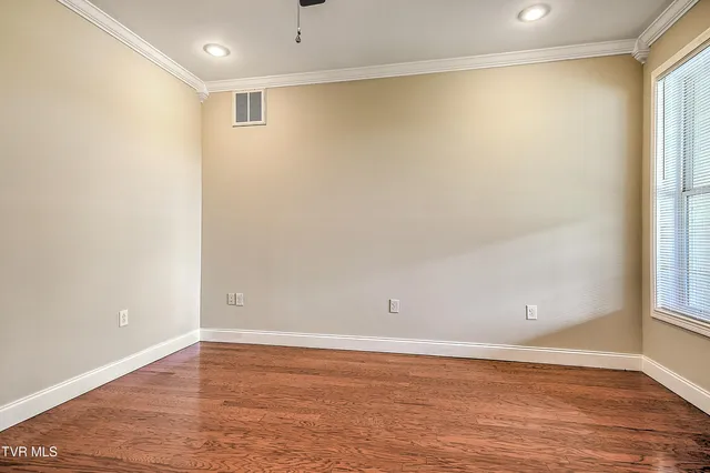 $749,900 | 260 Dominique Lane, Greeneville, TN 37743