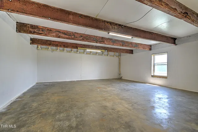 $749,900 | 260 Dominique Lane, Greeneville, TN 37743