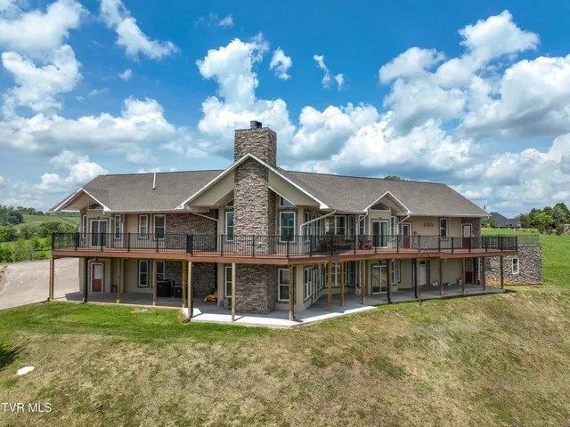 $749,900 | 260 Dominique Lane, Greeneville, TN 37743