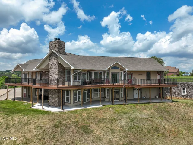 $749,900 | 260 Dominique Lane, Greeneville, TN 37743