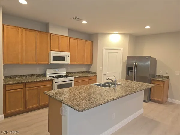 $2,200 | 9180 Verdugo Ridge Court, Las Vegas, NV 89148