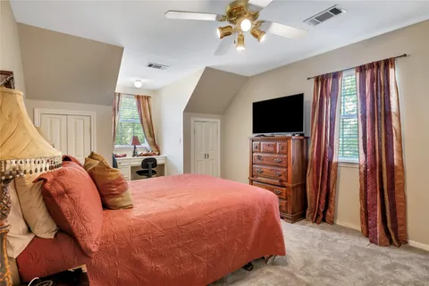 $464,900 | 220 Lake Oaks Boulevard, Coldspring, TX 77331