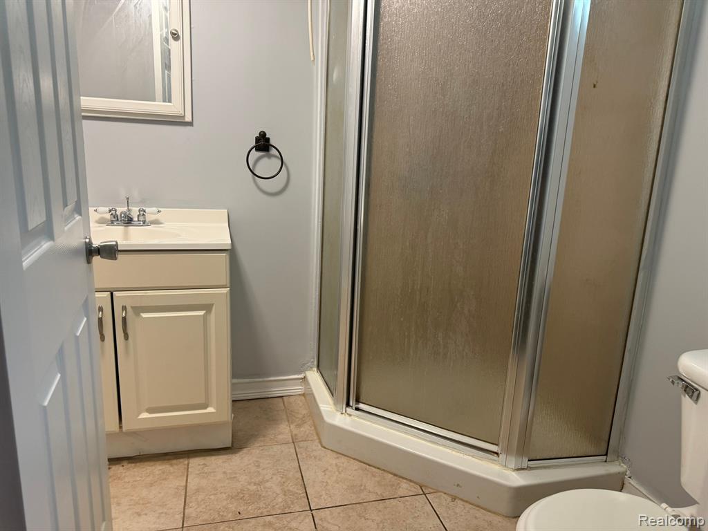 18224 Fox Redford, MI 48240 - Photo 14 of 15