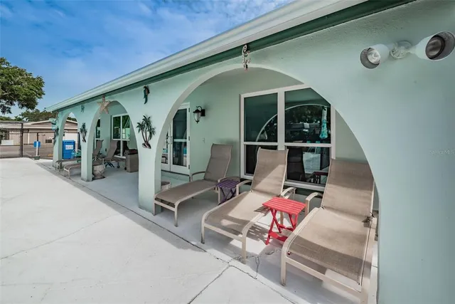 $325,000 | 1000 Crane Court, Dunedin, FL 34698