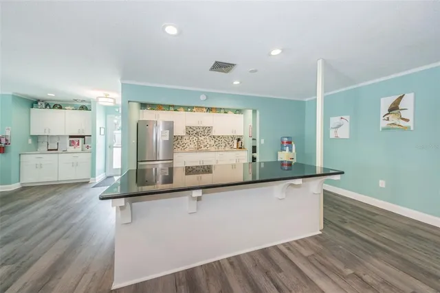 $325,000 | 1000 Crane Court, Dunedin, FL 34698