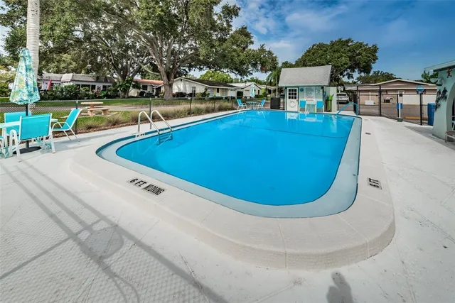 $325,000 | 1000 Crane Court, Dunedin, FL 34698