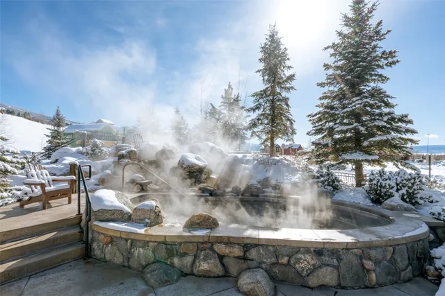 $985,000 | 2525 Cattle Kate Circle, Unit 4301, Steamboat Springs, CO 80487