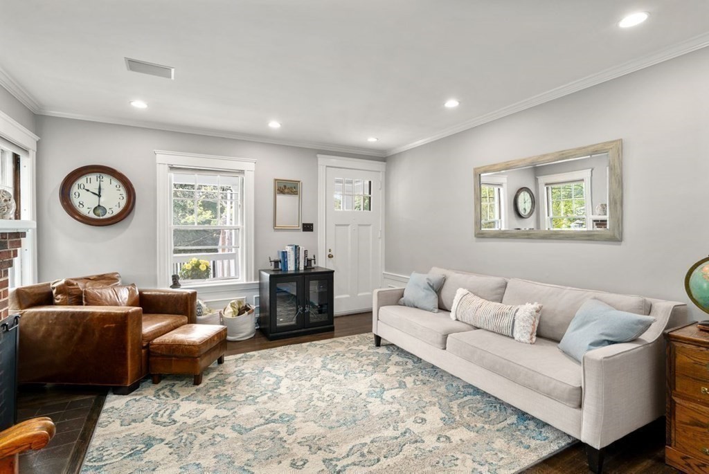62 Avalon Road Milton, MA 02186 - Photo 4 of 28 Gallery Image 4