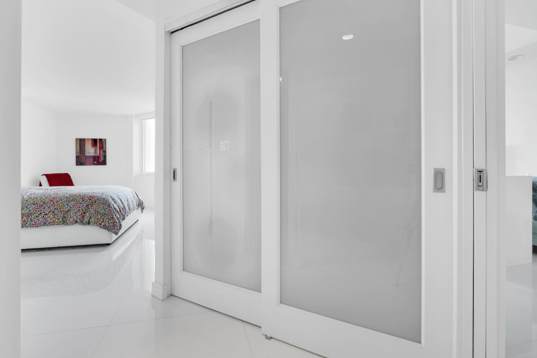 550 South Ocean Boulevard, Unit 305 Boca Raton, FL 33432 - Photo 21 of 41 WASHER AND DRYER