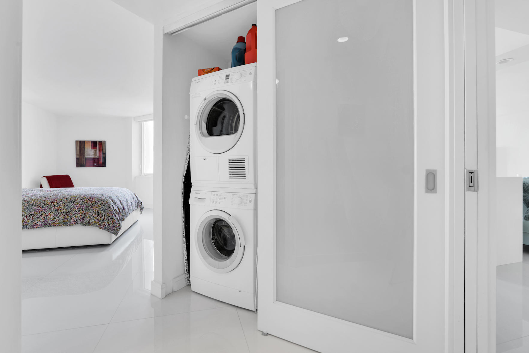 550 South Ocean Boulevard, Unit 305 Boca Raton, FL 33432 - Photo 22 of 41 WASHER AND DRYER