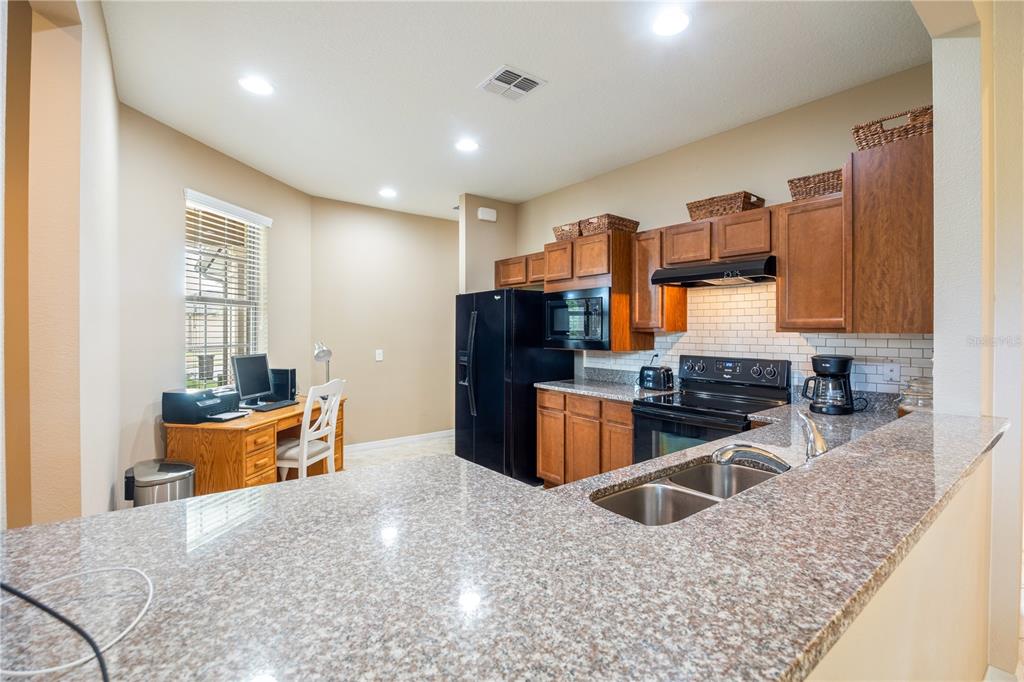 9425 Southwest 76th Street Ocala, FL 34481 - Photo 6 of 49