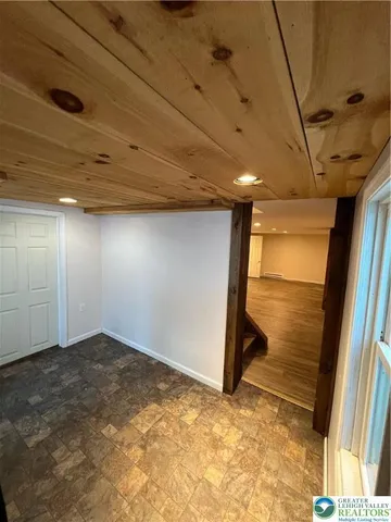 $1,800 | 588 Mauch Chunk Road, Palmerton, PA 18071