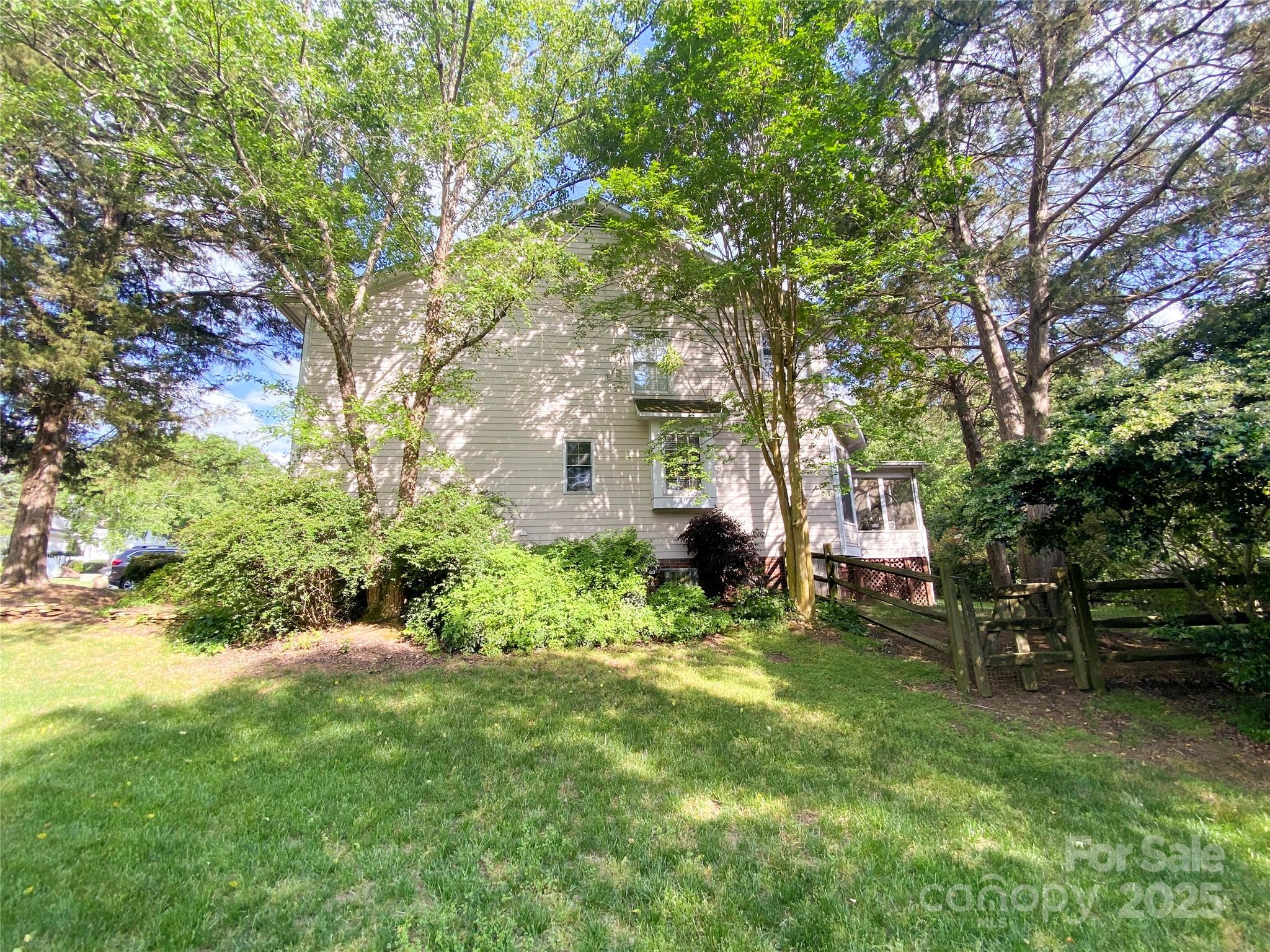 10804 Back Ridge Road Charlotte, NC 28277 - Photo 5 of 24 Gallery Image 5