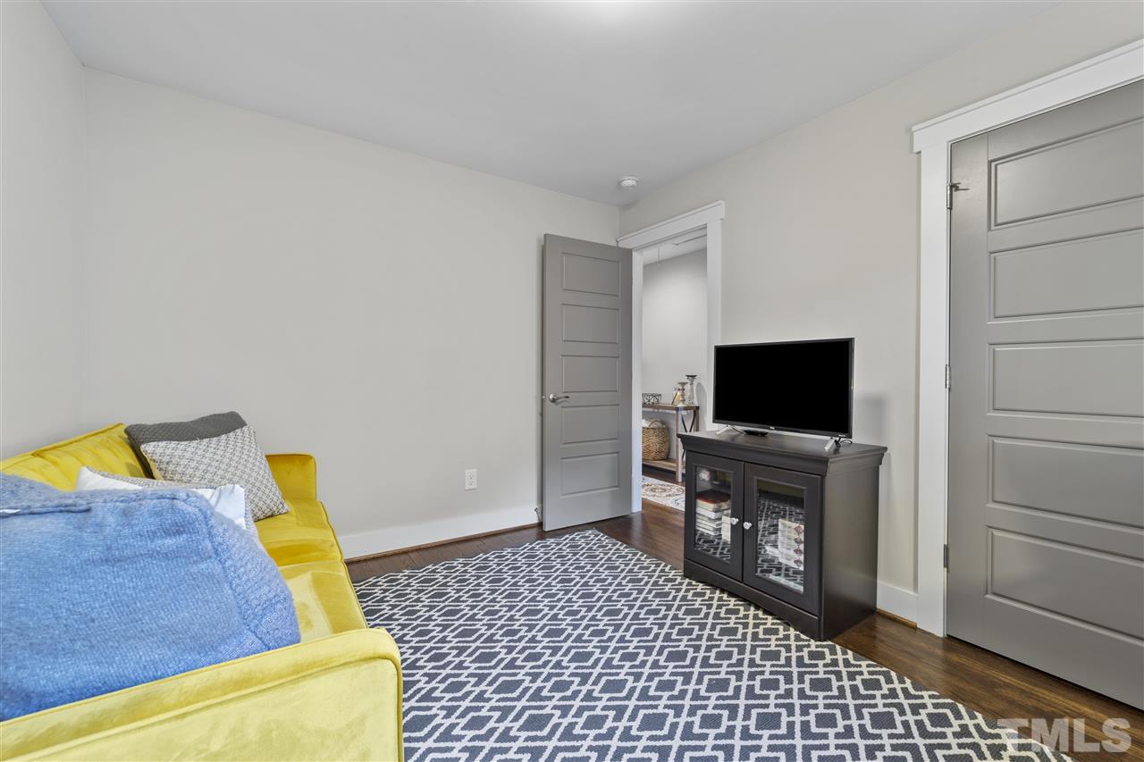 615 Glascock Street Raleigh, NC 27604 - Photo 10 of 29