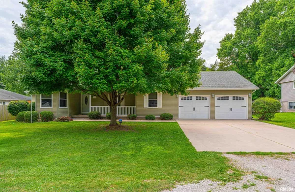 $235,000 | 604 South Mary Street, Atlanta, IL 61723