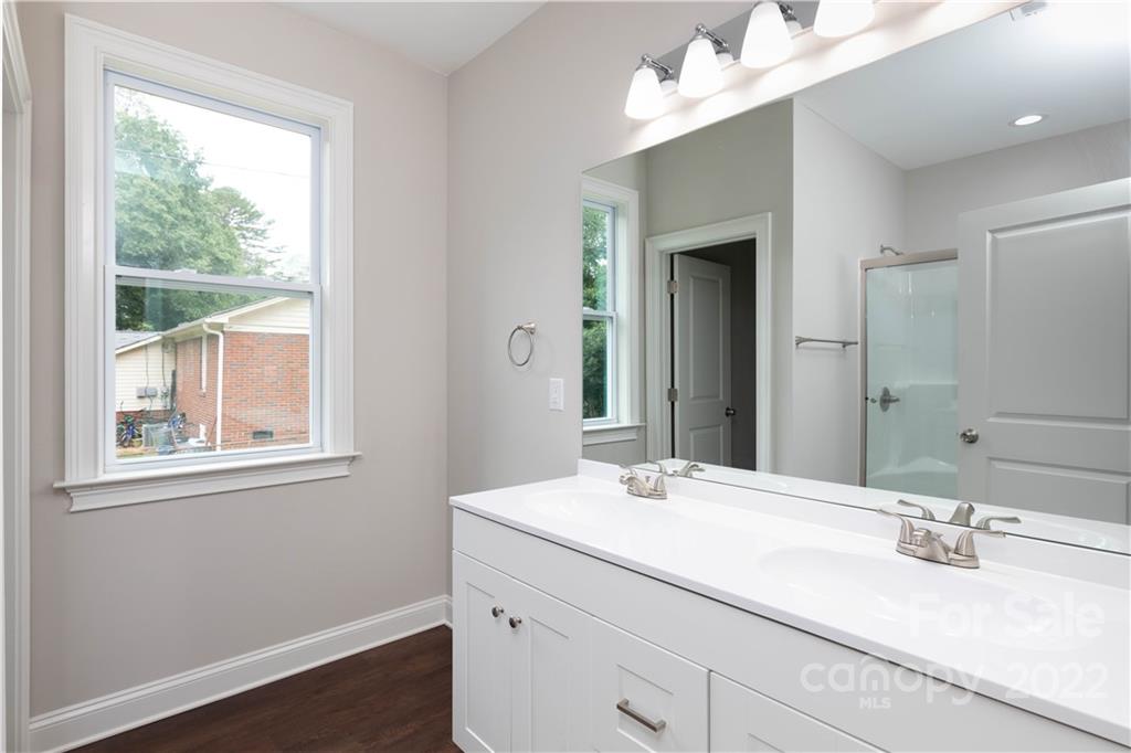 4700 Springview Road Charlotte, NC 28213 - Photo 12 of 21 Gallery Image 12