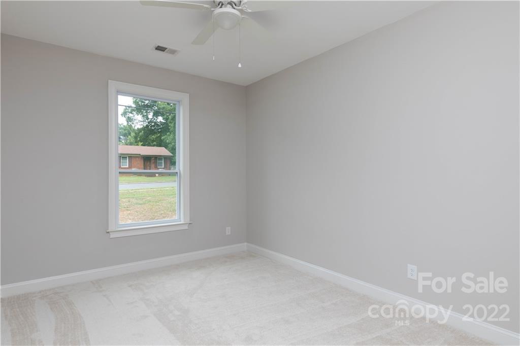 4700 Springview Road Charlotte, NC 28213 - Photo 15 of 21 Gallery Image 15