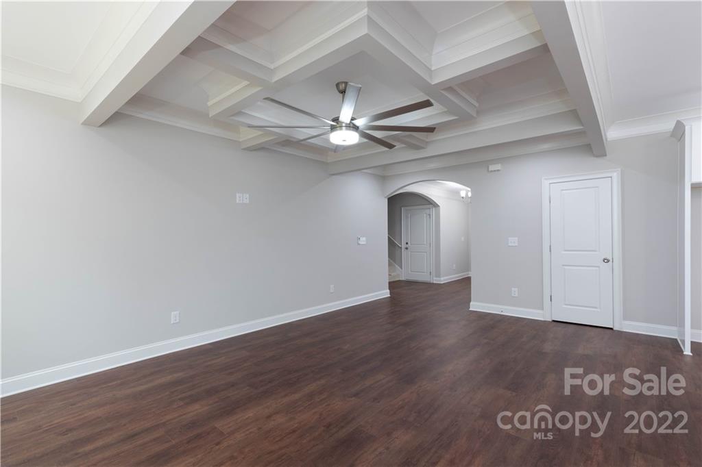 4700 Springview Road Charlotte, NC 28213 - Photo 4 of 21 Gallery Image 4