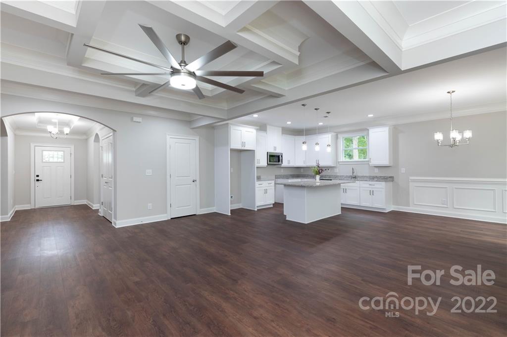 4700 Springview Road Charlotte, NC 28213 - Photo 5 of 21 Gallery Image 5