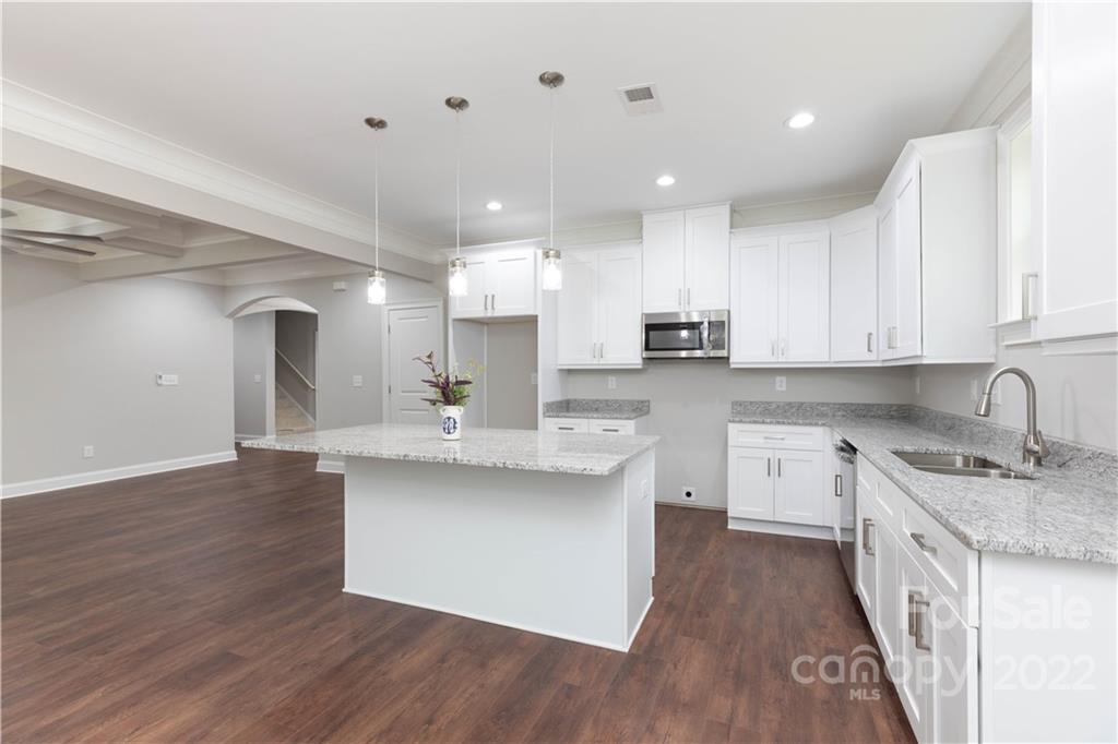 4700 Springview Road Charlotte, NC 28213 - Photo 7 of 21 Gallery Image 7