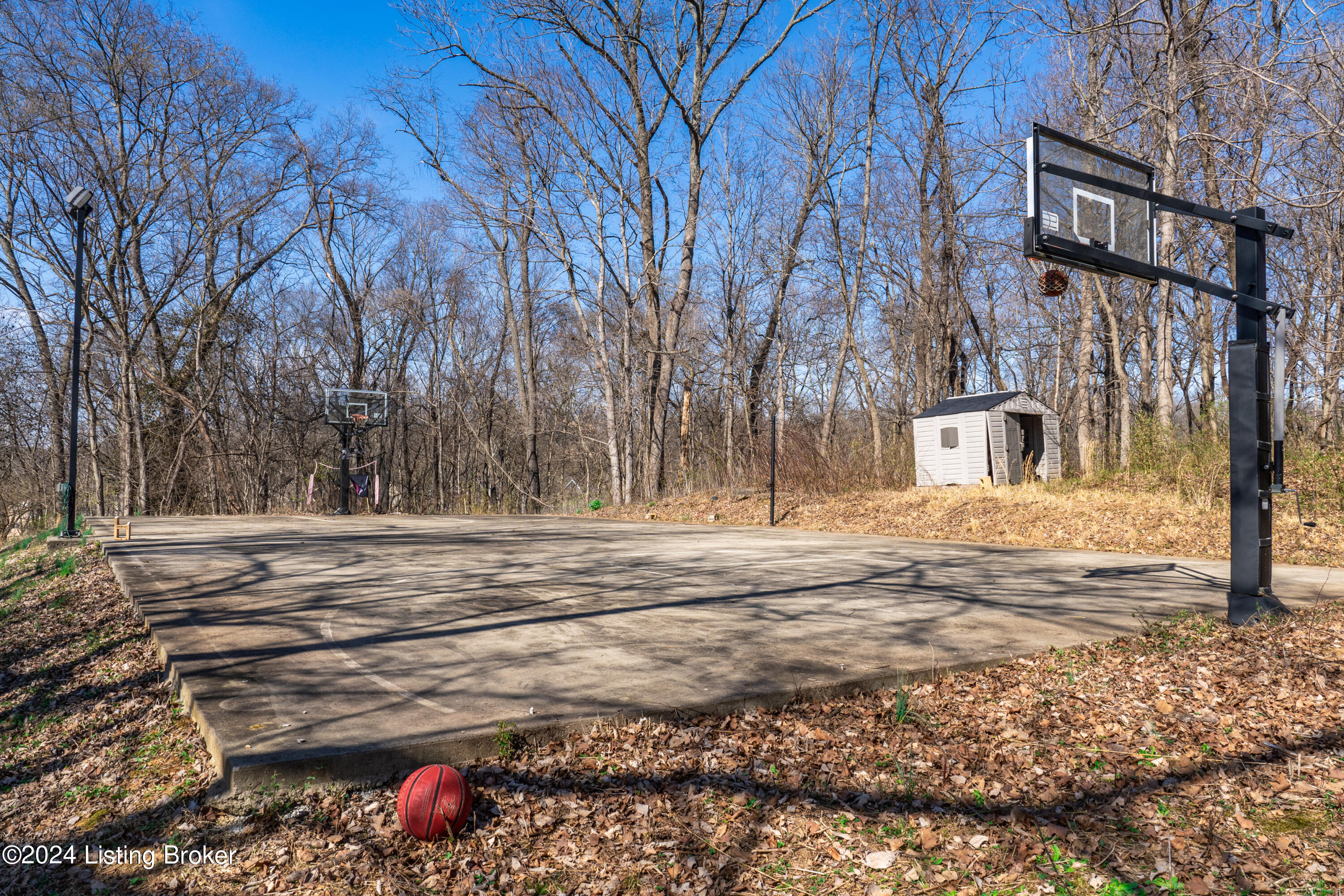 2511 Woodside Road Louisville, KY 40207 - Photo 70 of 82 2511-Woodside-Rd_061